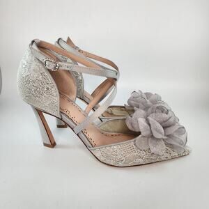 Muse Marchesa Silver Lace Flower Camellia Pumps Heels Women's Size 9.5 M00